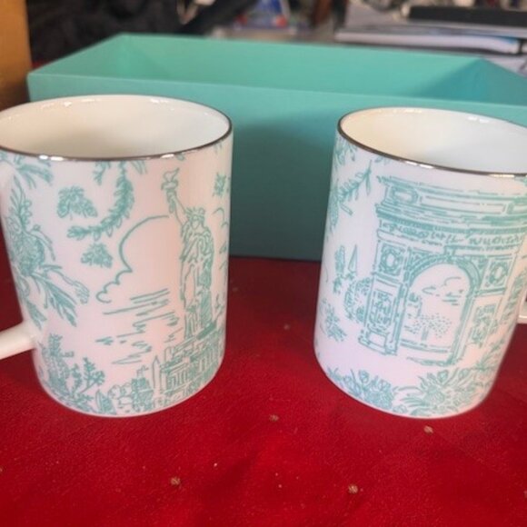 BRAND NEW AUTHENTIC TIFFANY & CO NYC LANDMARK BONE CHINA TOILE PRINT MUGS - Picture 1 of 8
